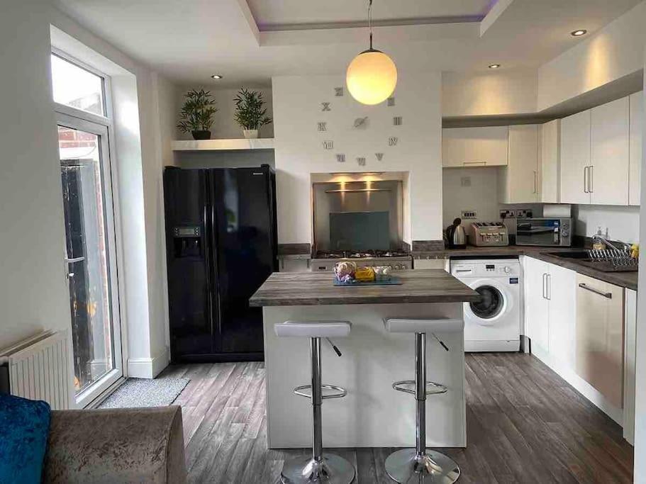 2 Bed Sleeps 6 Beach Retreat St Annes On Sea Villa Lytham St Annes Exterior foto